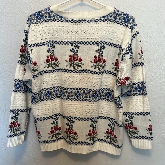 Vintage Functionals Floral Sweater - Picture 3 of 5